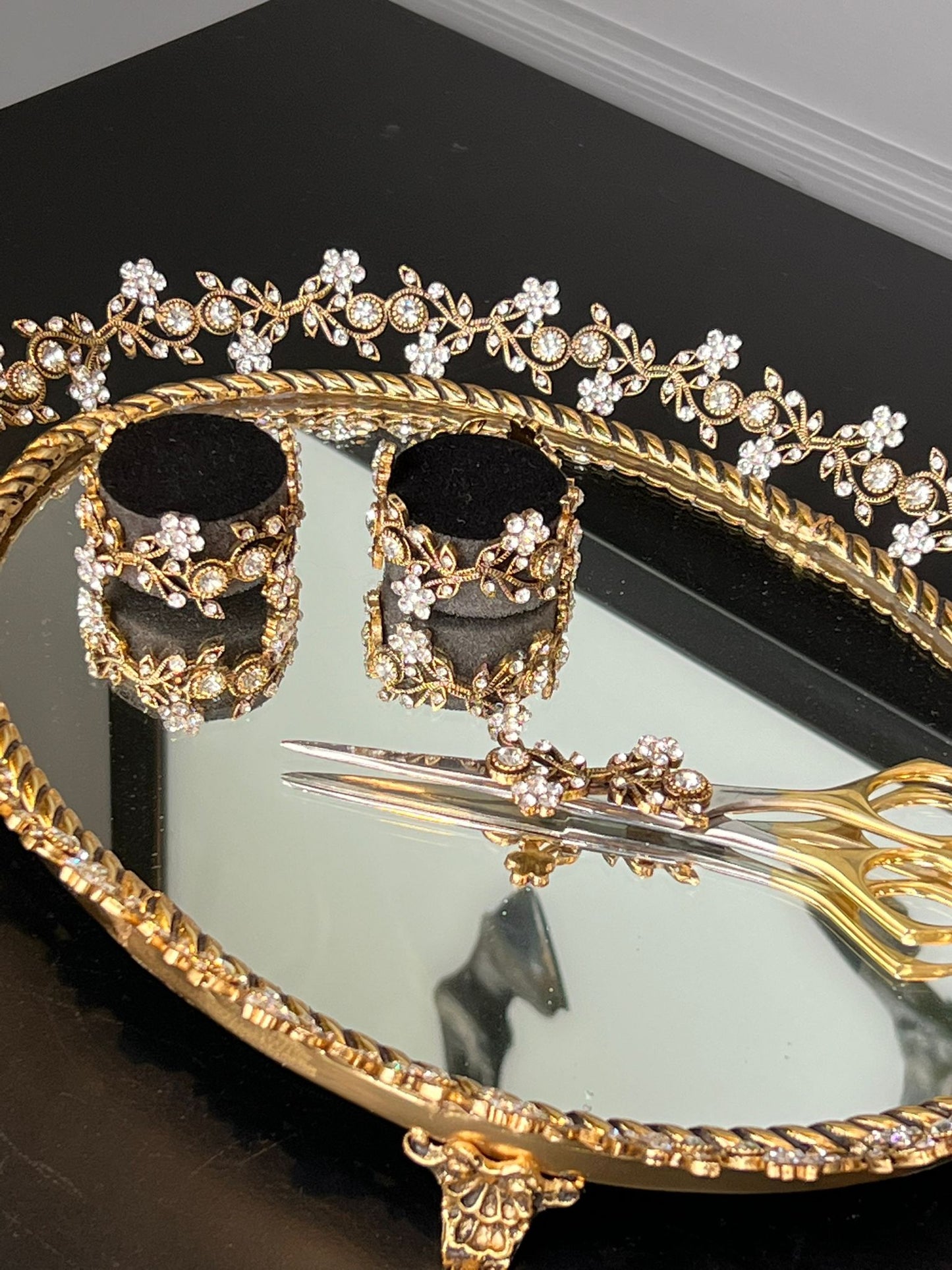 Nişan Tepsisi Prinç Gold Elişçiliği(Değişim Ve İade Yoktur )