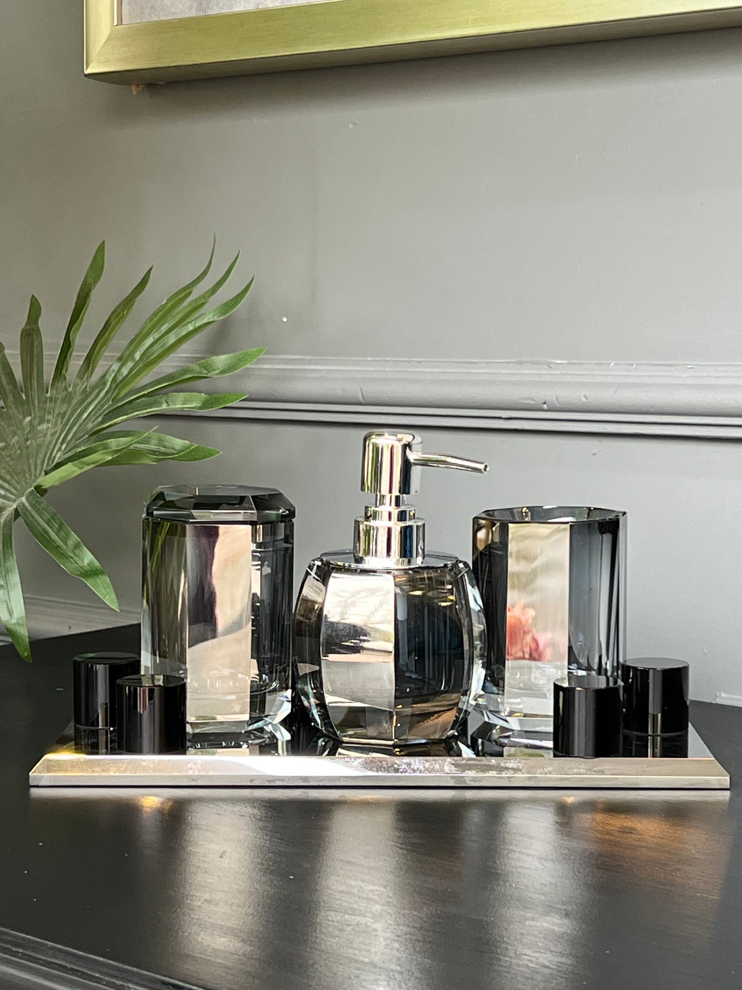 Lux Kristal Füme Gümüş  Banyo Takımı 4 Parça
