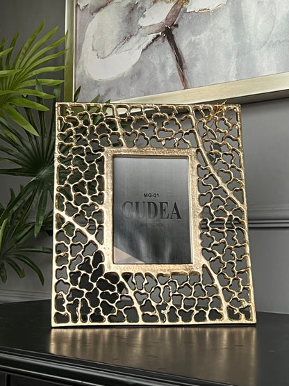 Fotoğraf Çerçevesi Döküm Gold Desenli