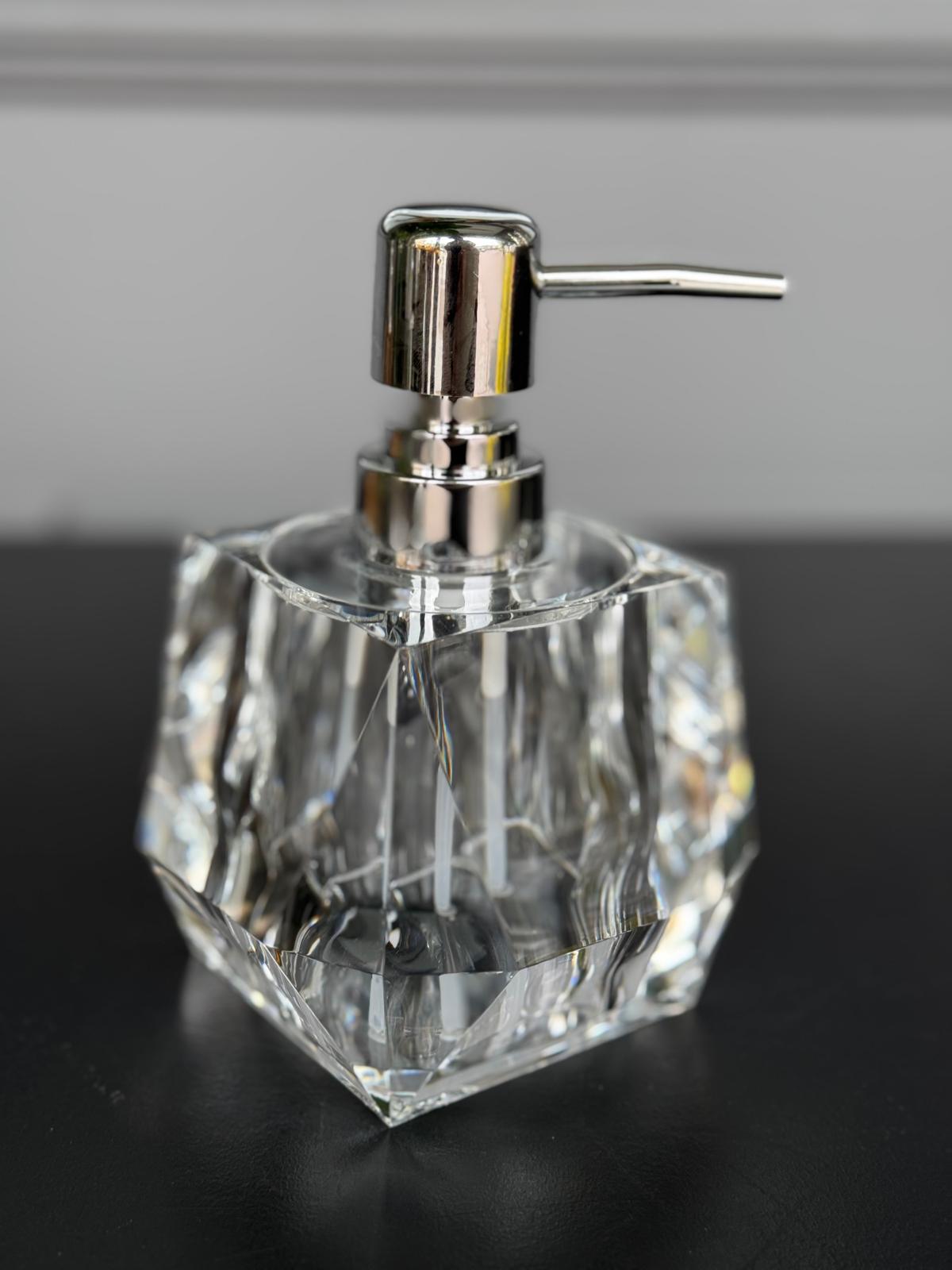Şeffaf  Akrilik Sabunluk 15cm